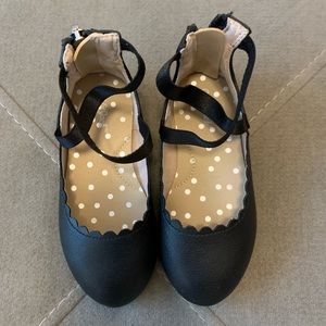 Cat & Jack toddler girl’s dress shoes